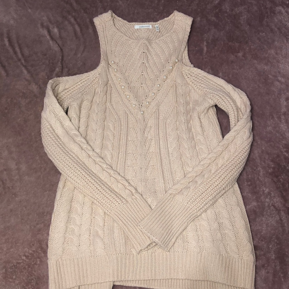 Off the Shoulder Sweater w Pearls
